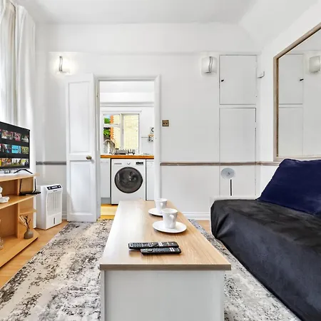 Cosy Apt Private Mews Next To Earls Court St